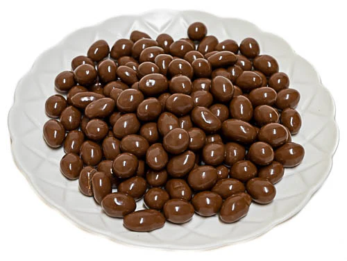 Lamb Milk Chocolate Peanuts 100g